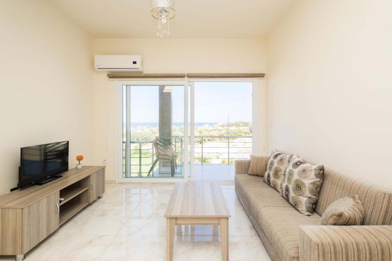 Spacious Two-Bedroom Apartment In Amazing Residence Escape Homes Kyrenia  Extérieur photo
